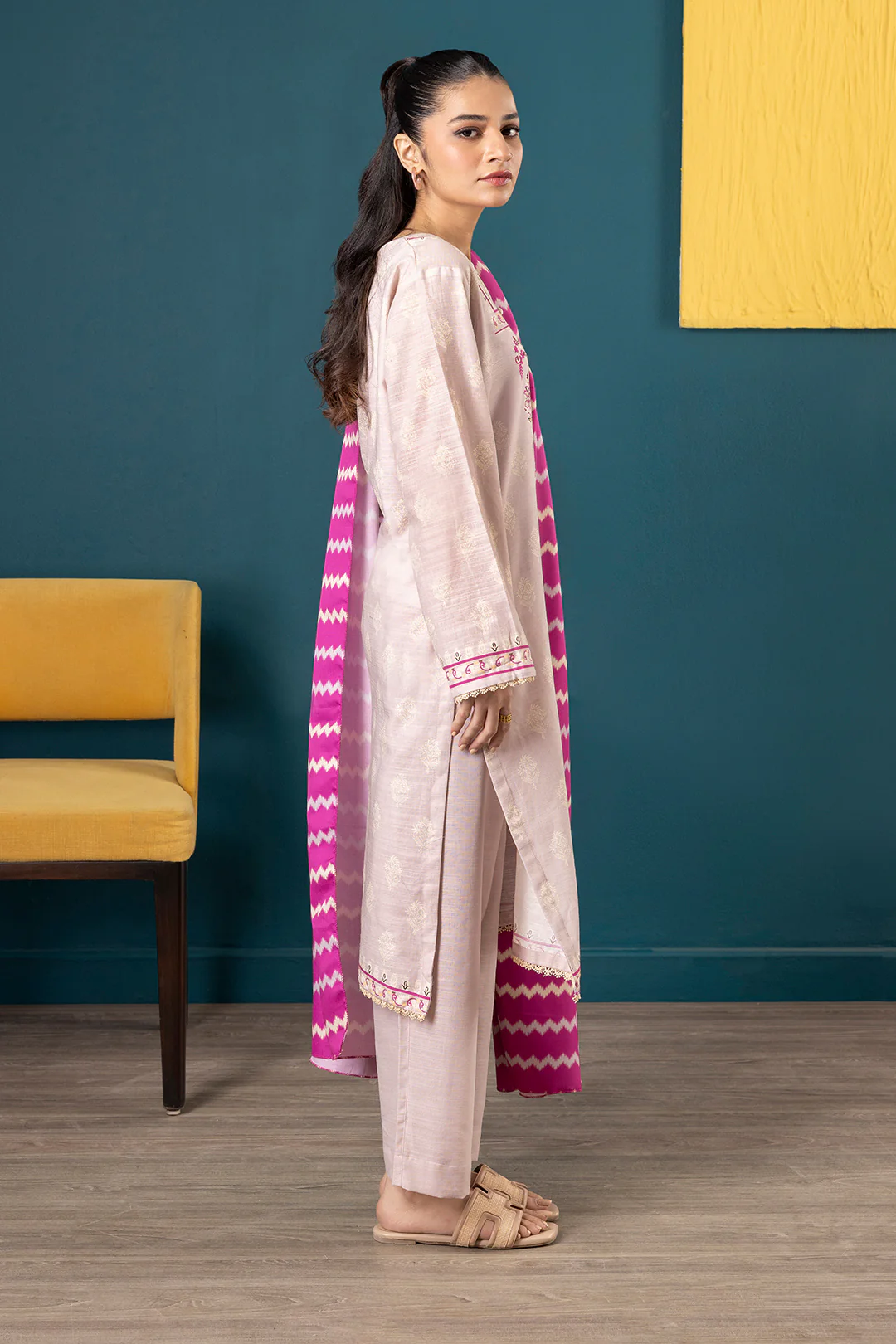 Kurta Shawl Trouser - 2706 - Image 7