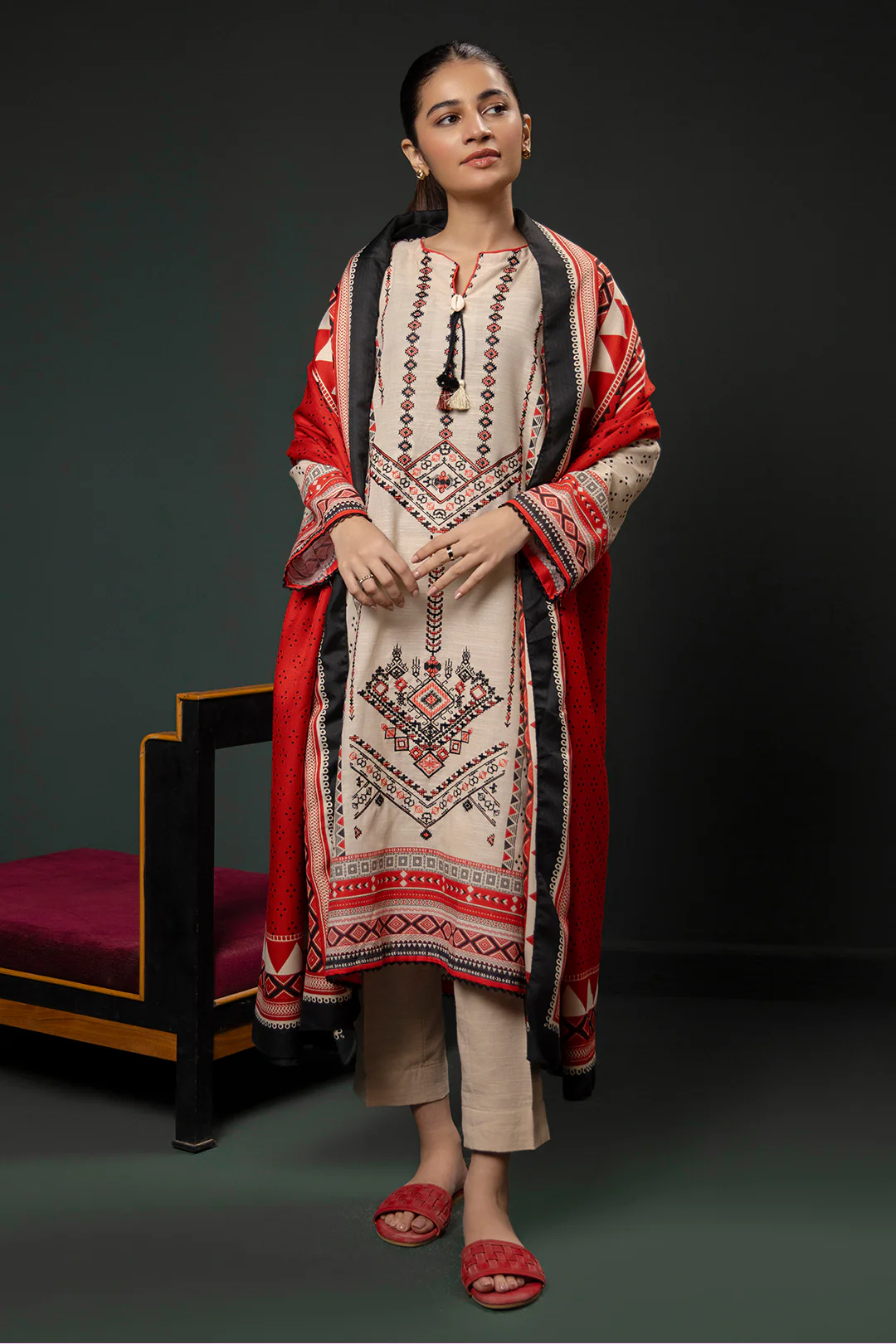 Embroidered Kurta Shawl - 2937 - Image 2