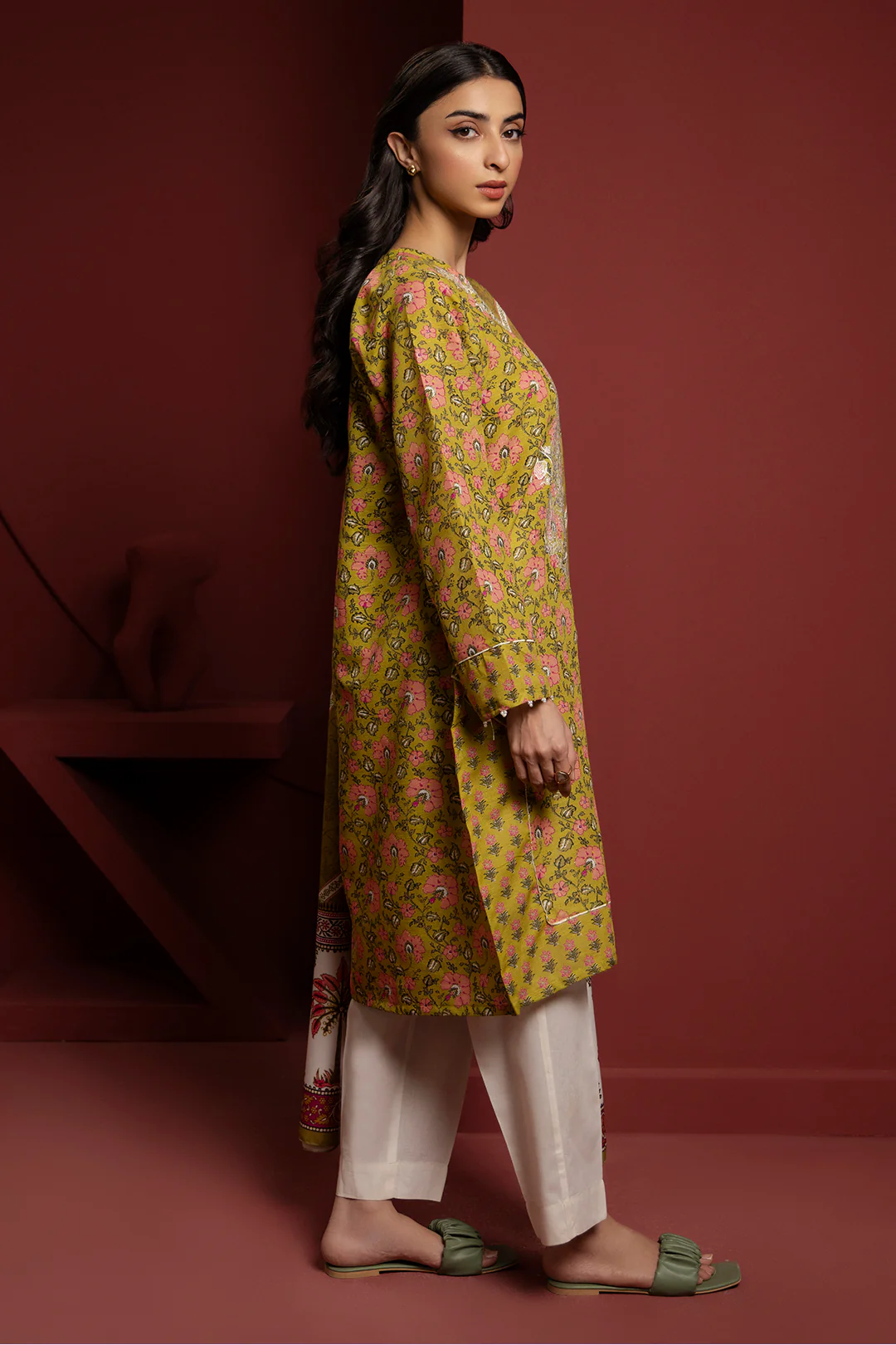 Embroidered Kurta Shawl - 3036 - Image 16