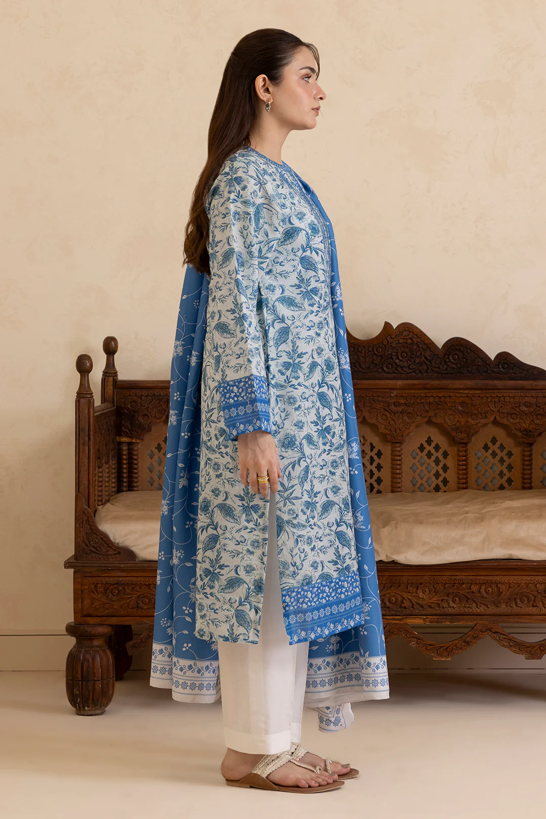 Embroidered Kurta Shawl - 3081 - Image 5
