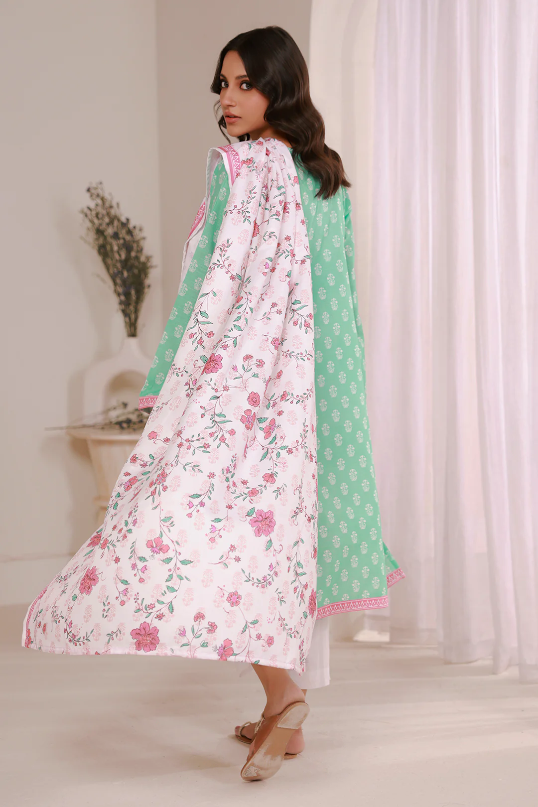 Embroidered Kurta Shawl - 2881 - Image 7