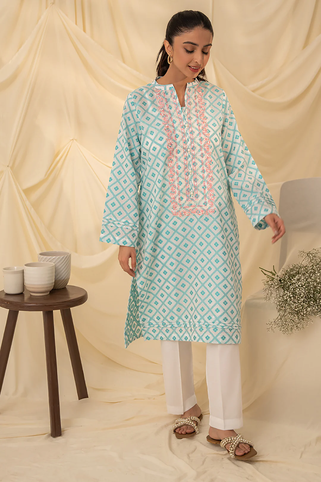 Embroidered Kurta Trouser - 1120 - Image 3