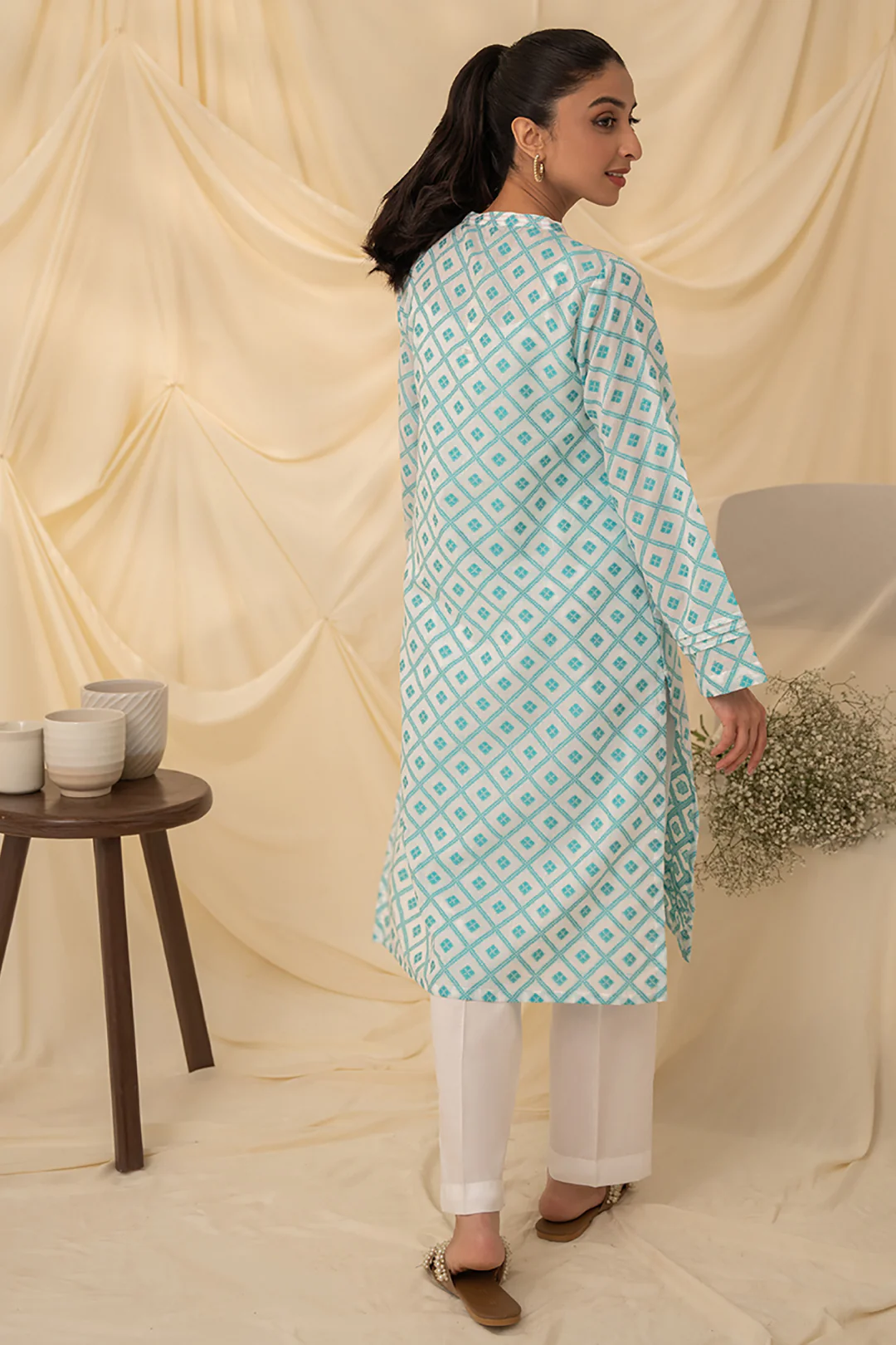 Embroidered Kurta Trouser - 1120 - Image 5