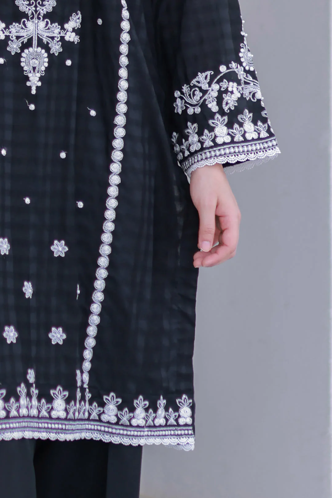 Embroidered Kurta Trouser - 1236 - Image 4