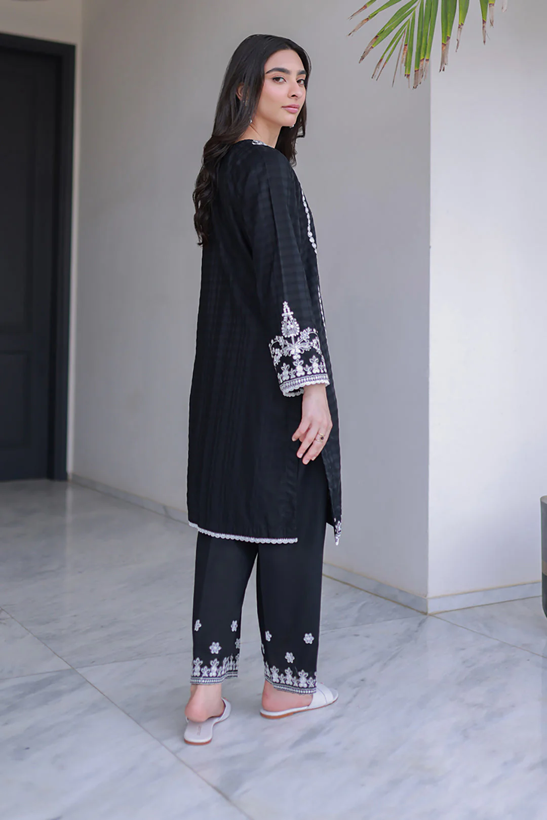 Embroidered Kurta Trouser - 1236 - Image 5