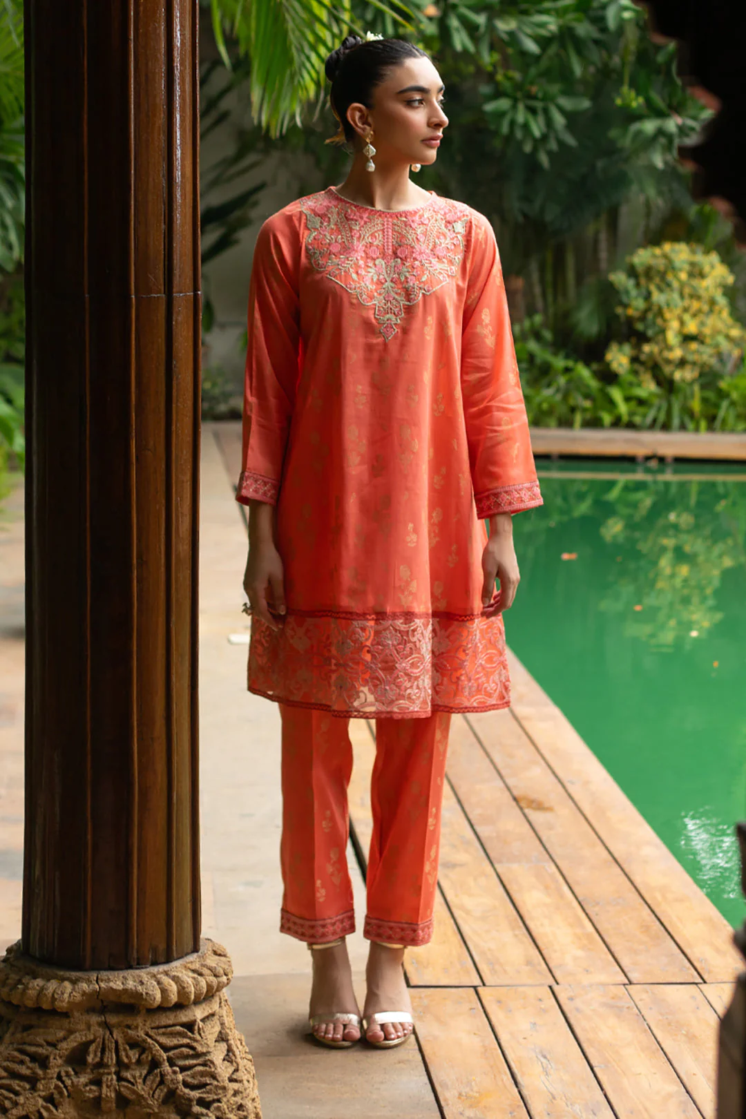 Embroidered Kurta Trouser - 3261 - Image 5
