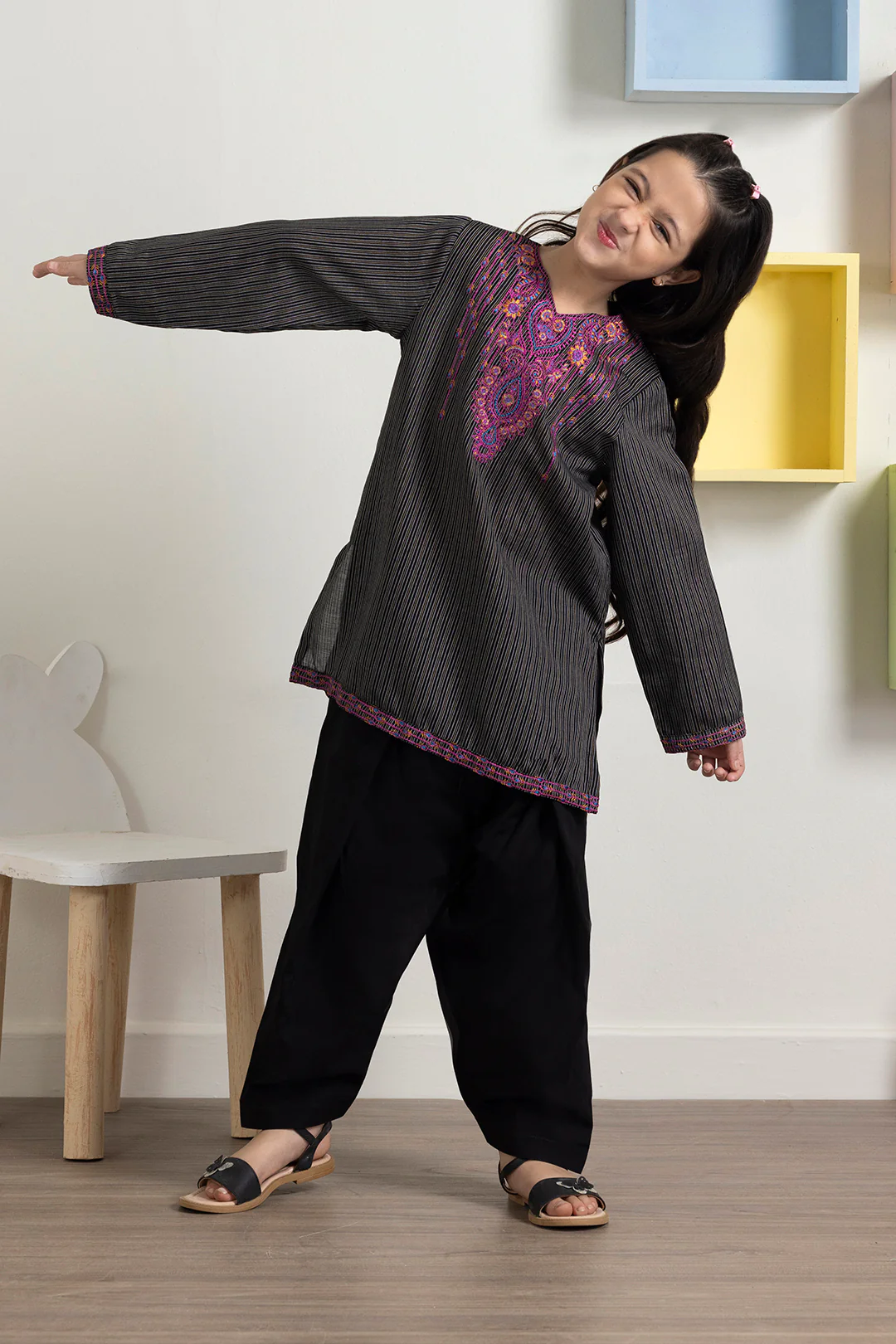 Embroidered Kurta Trouser - 2406 - Image 3
