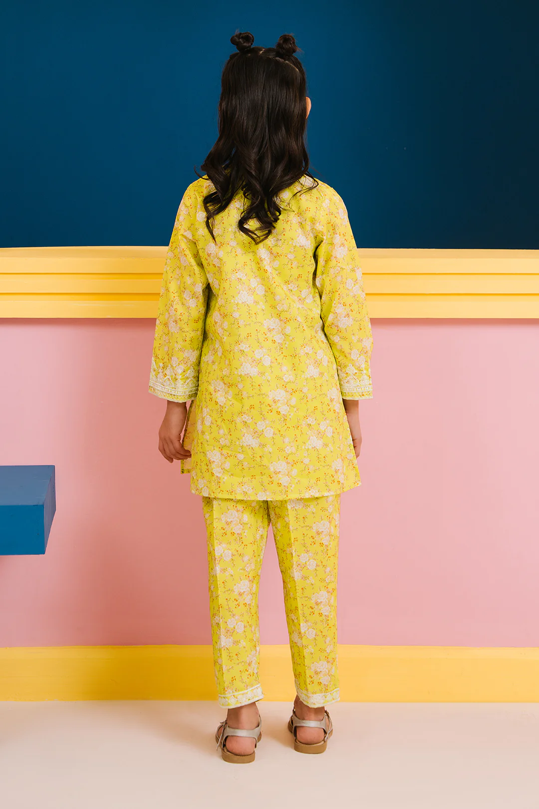 Embroidered Kurta Trouser - 2431 - Image 6