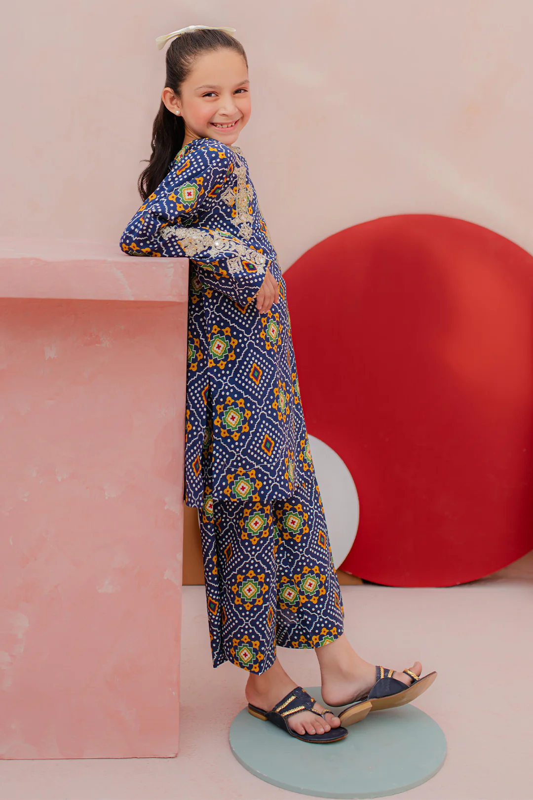 Embroidered Kurta Trouser - 2618 - Image 2