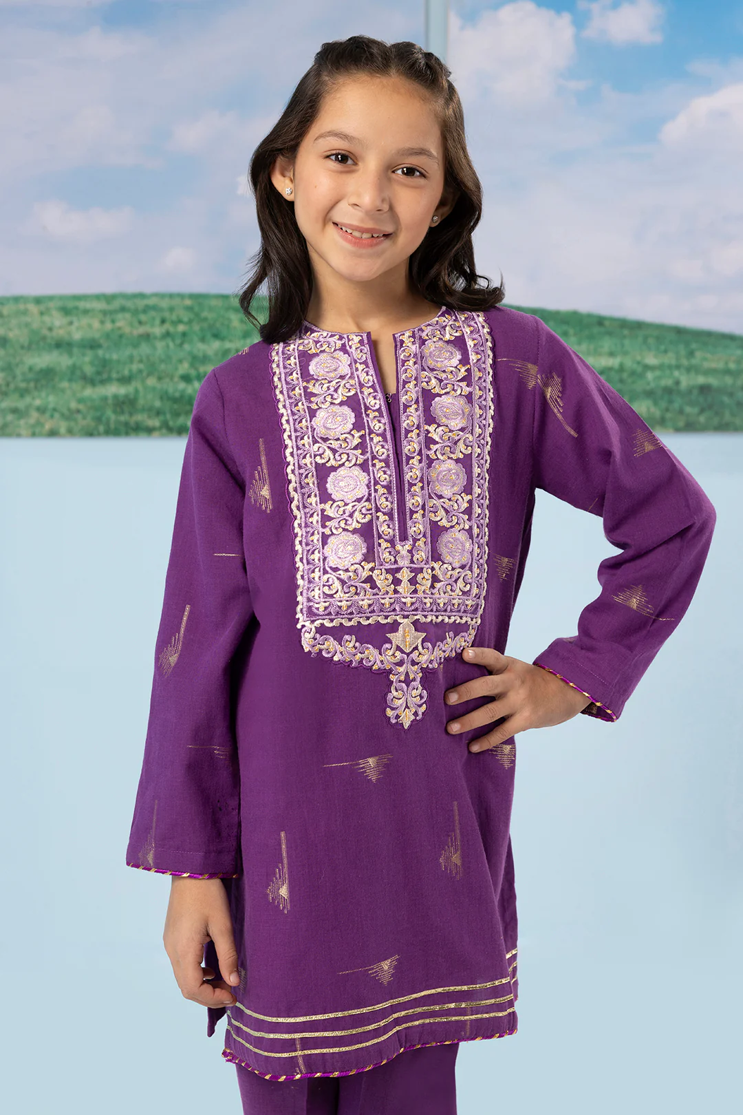 Embroidered Kurta Trouser - 2201 - Image 2