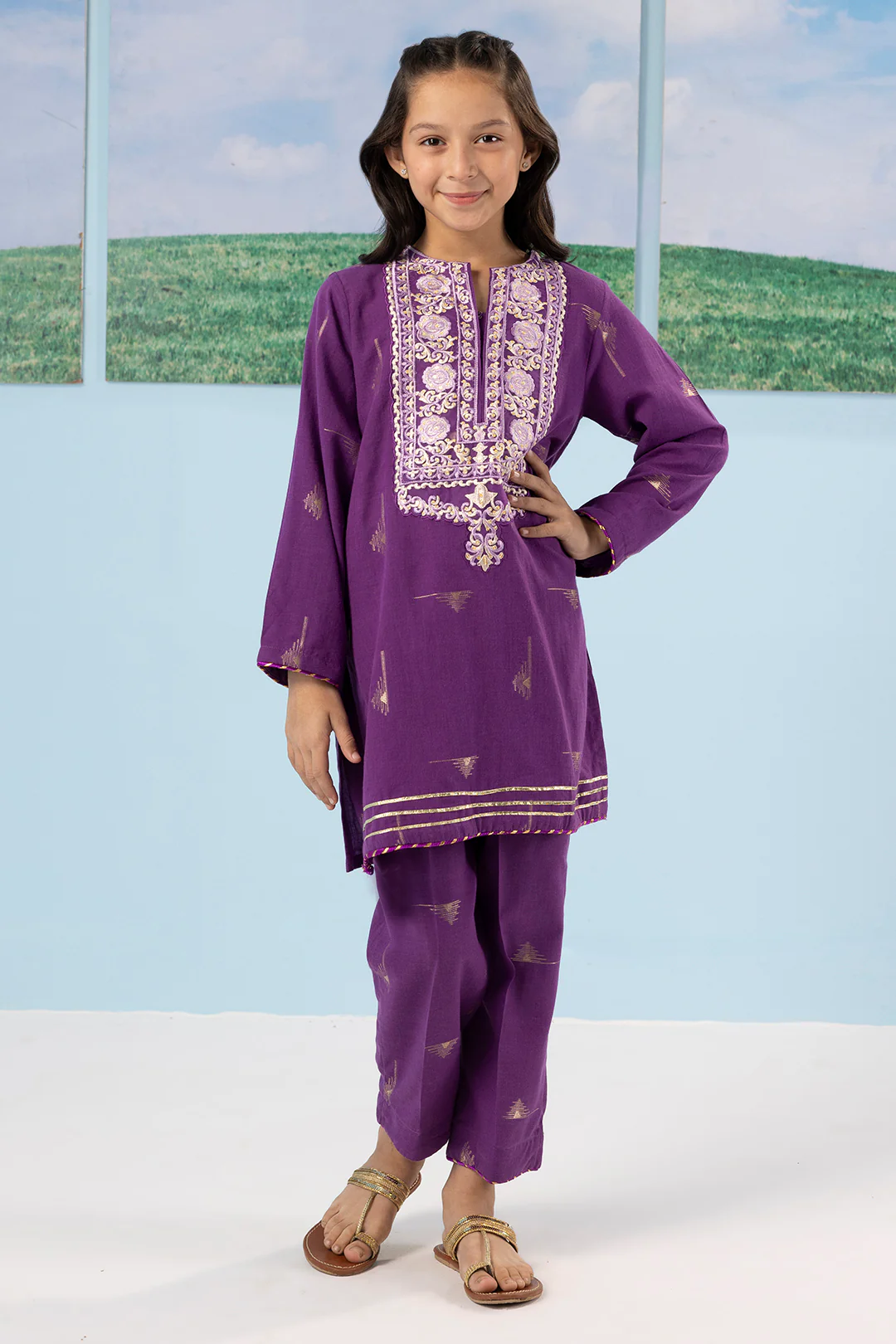 Embroidered Kurta Trouser - 2201 - Image 3