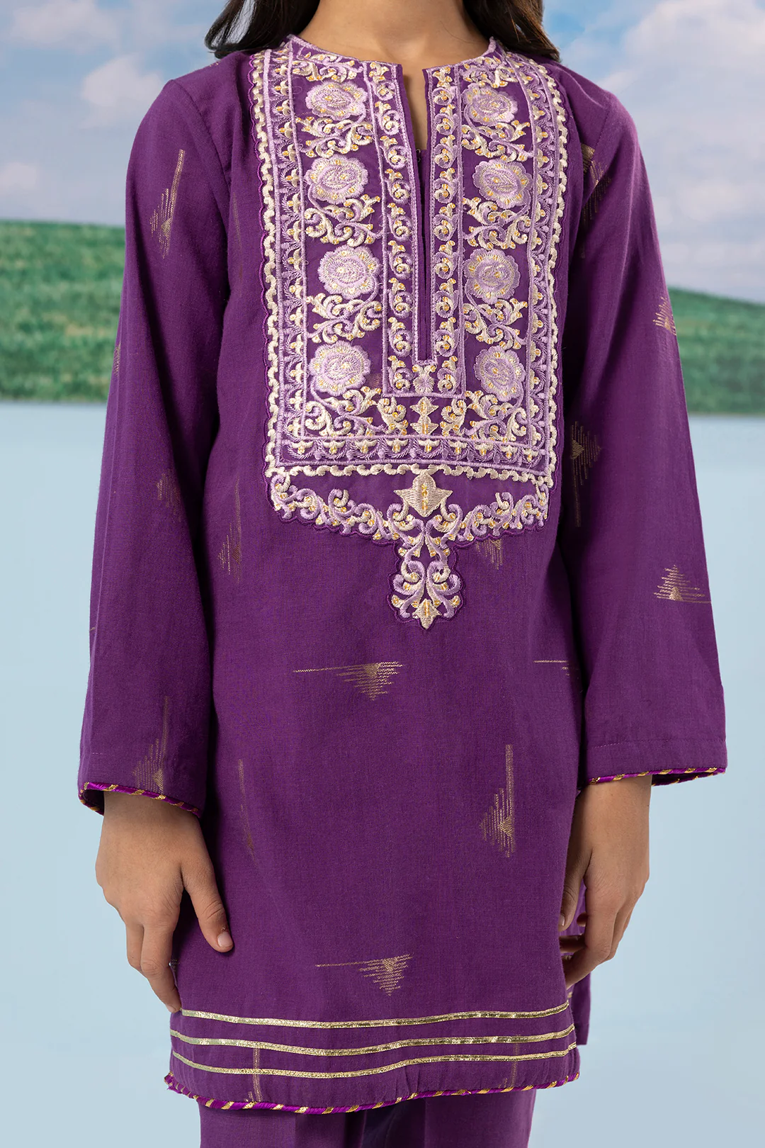 Embroidered Kurta Trouser - 2201 - Image 9