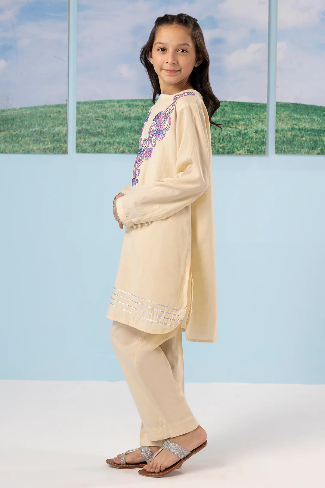 Embroidered Kurta Trouser - 2208 - Image 3