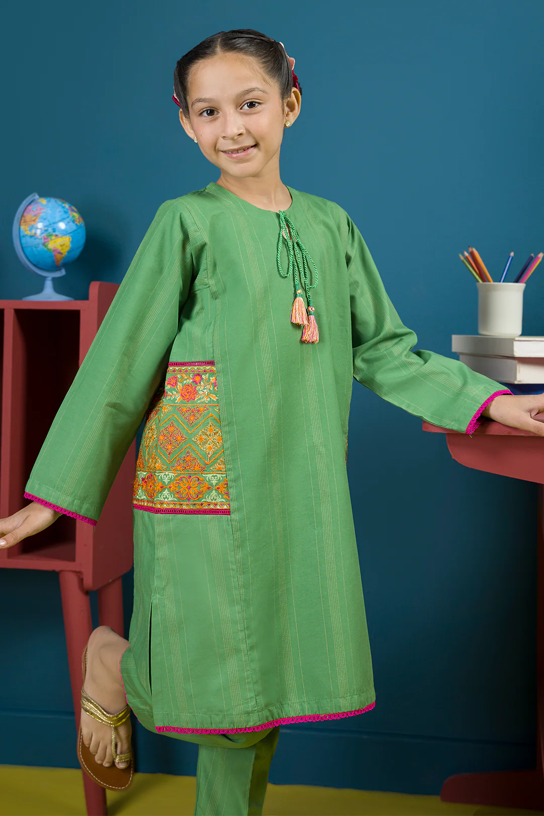 Embroidered Kurta Trouser - 2217 - Image 3