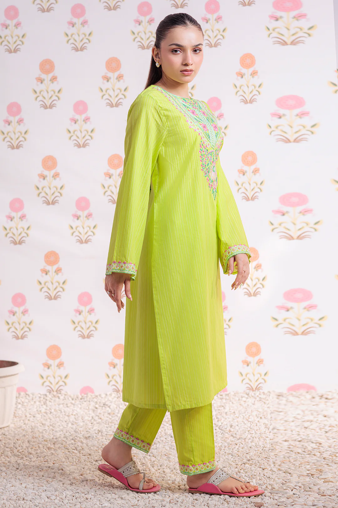 Embroidered Kurta Trouser - 2885 - Image 3