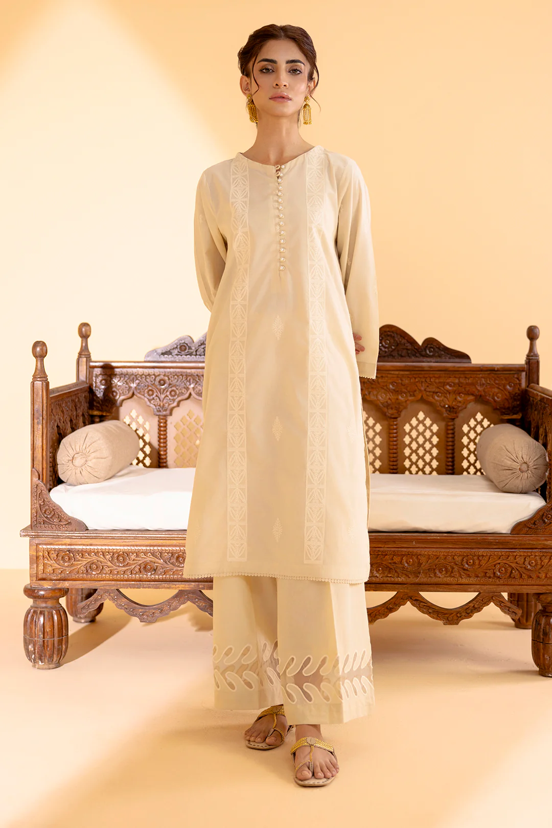 Embroidered Kurta Trouser - 3314