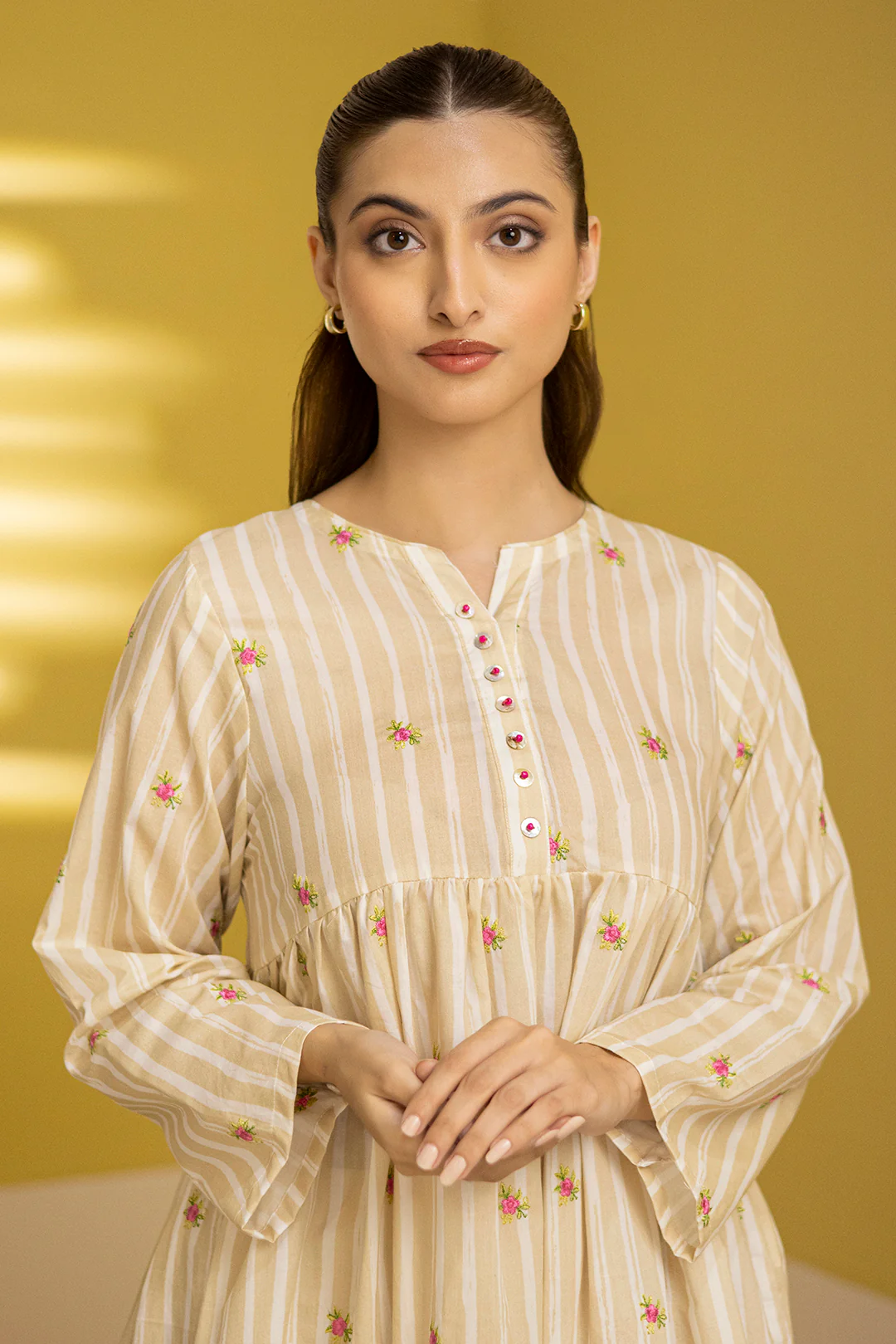 Embroidered Kurta Trouser - 1527 - Image 2
