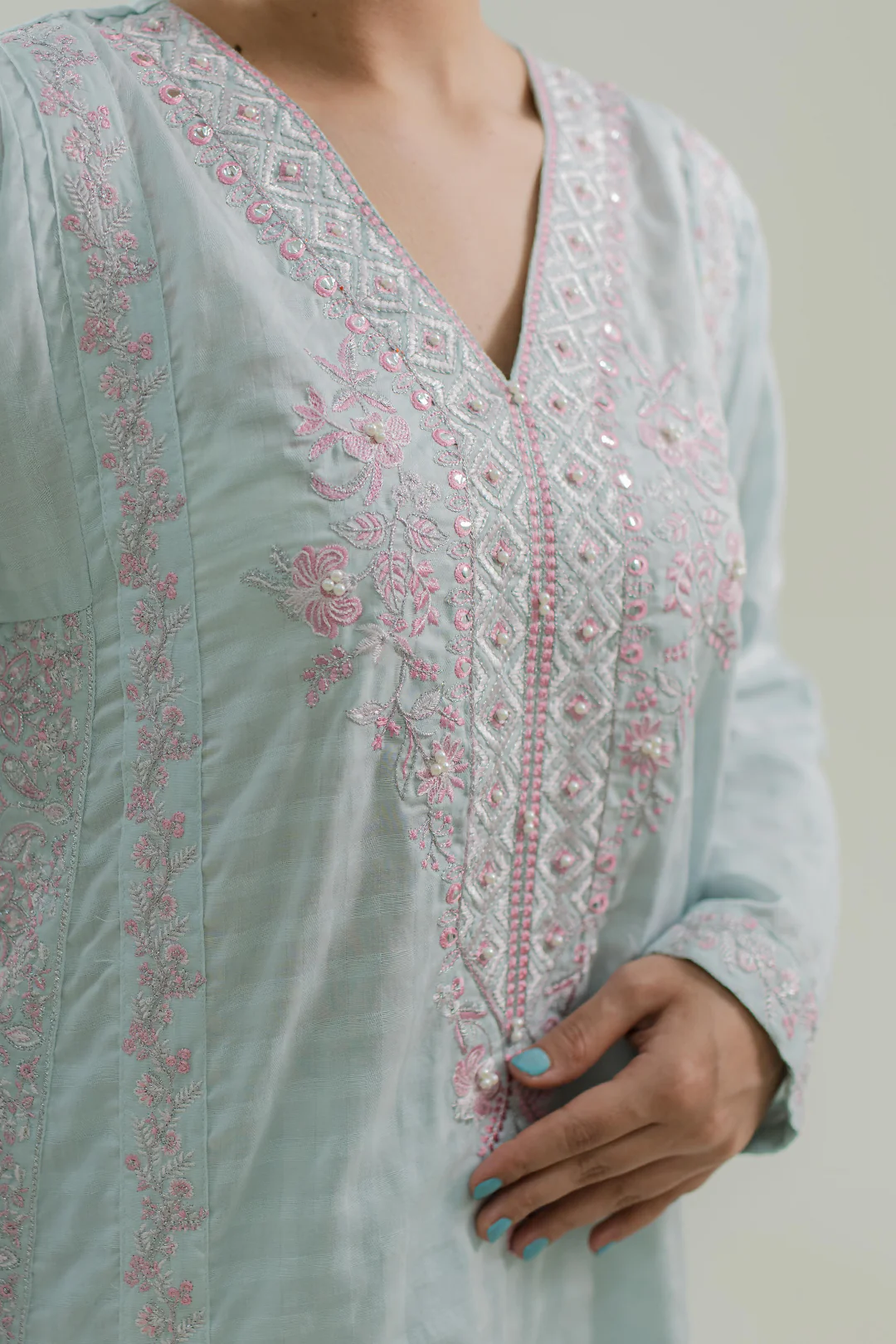 Embroidered Kurta Trouser - 1766 - Image 4