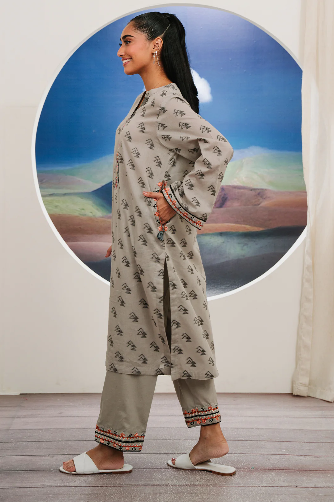 Embroidered Kurta Trouser - 1769 - Image 3