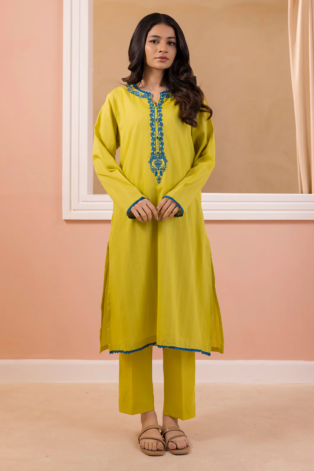 Embroidered Kurta Trouser - 1911