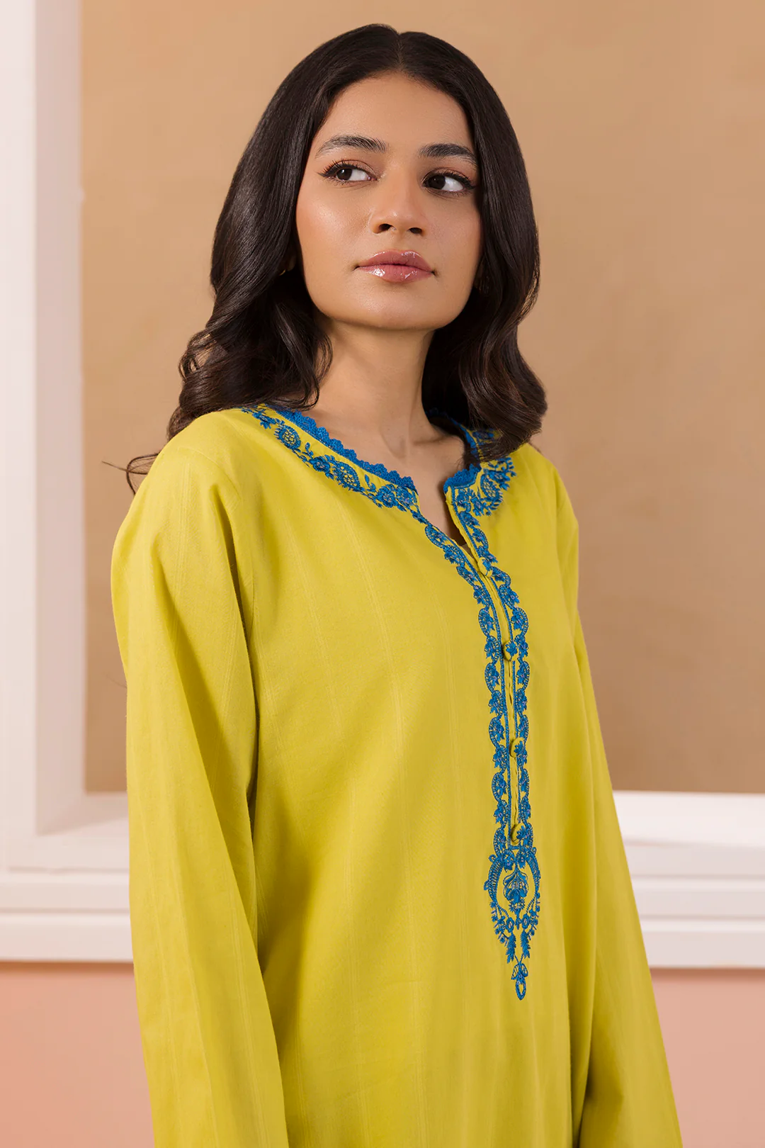 Embroidered Kurta Trouser - 1911 - Image 2
