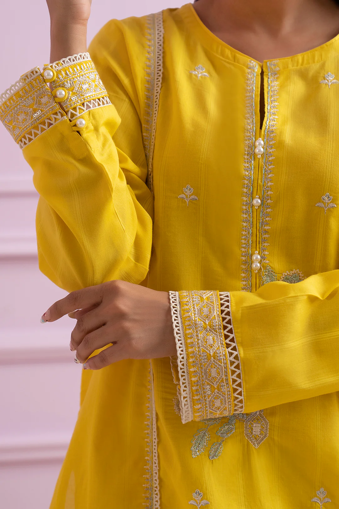 Embroidered Kurta Trouser - 2092 - Image 4