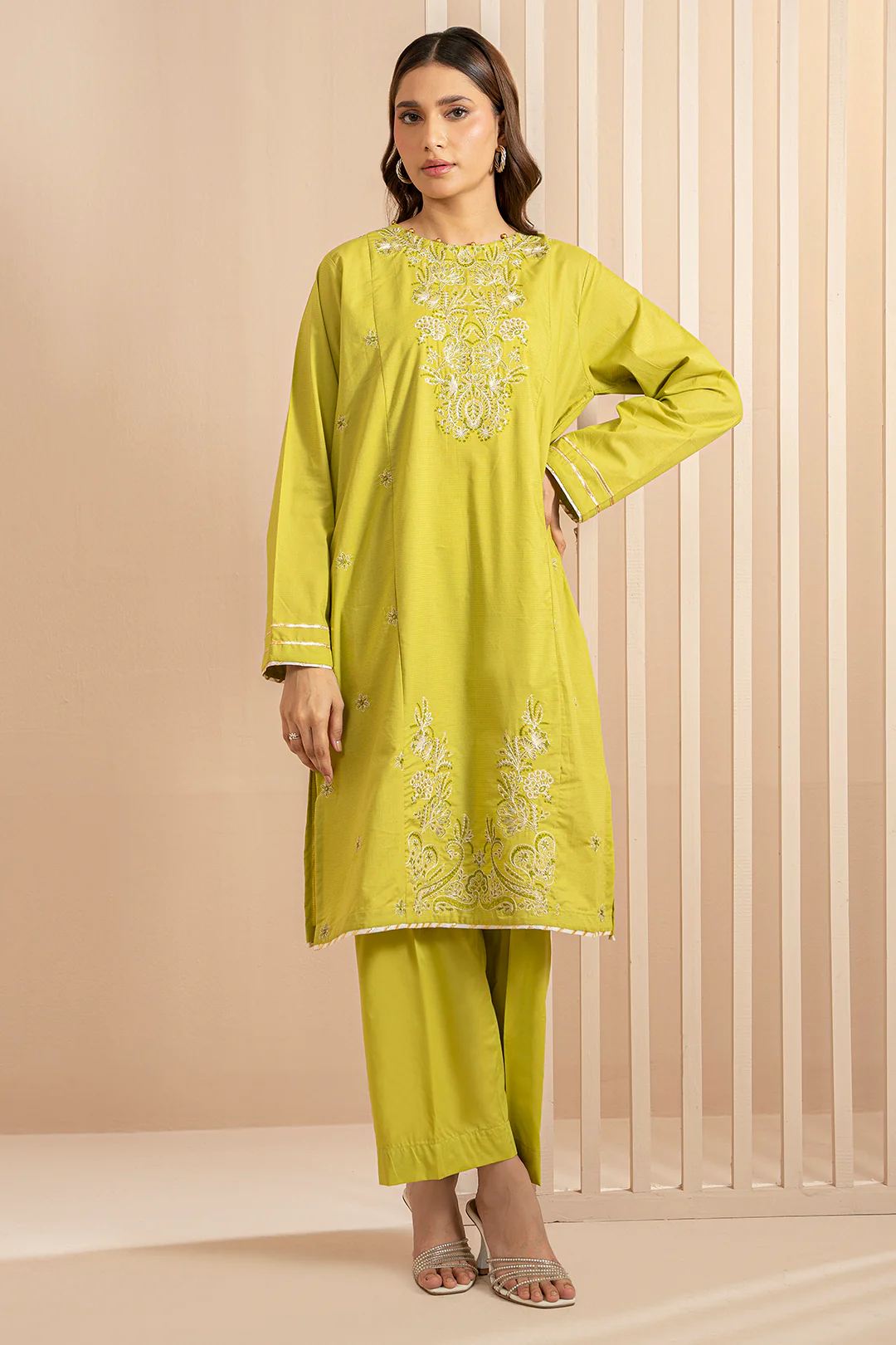 Embroidered Kurta Trouser - 1446