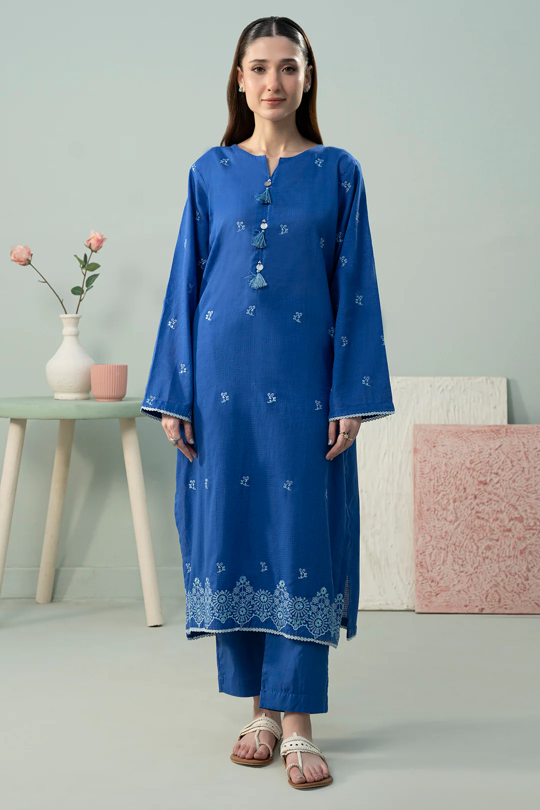Embroidered Kurta Trouser - 1567