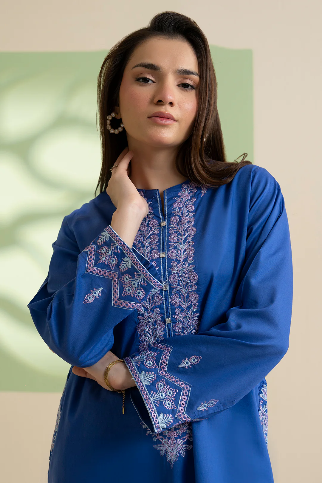 Embroidered Kurta Trouser - 1819 - Image 4