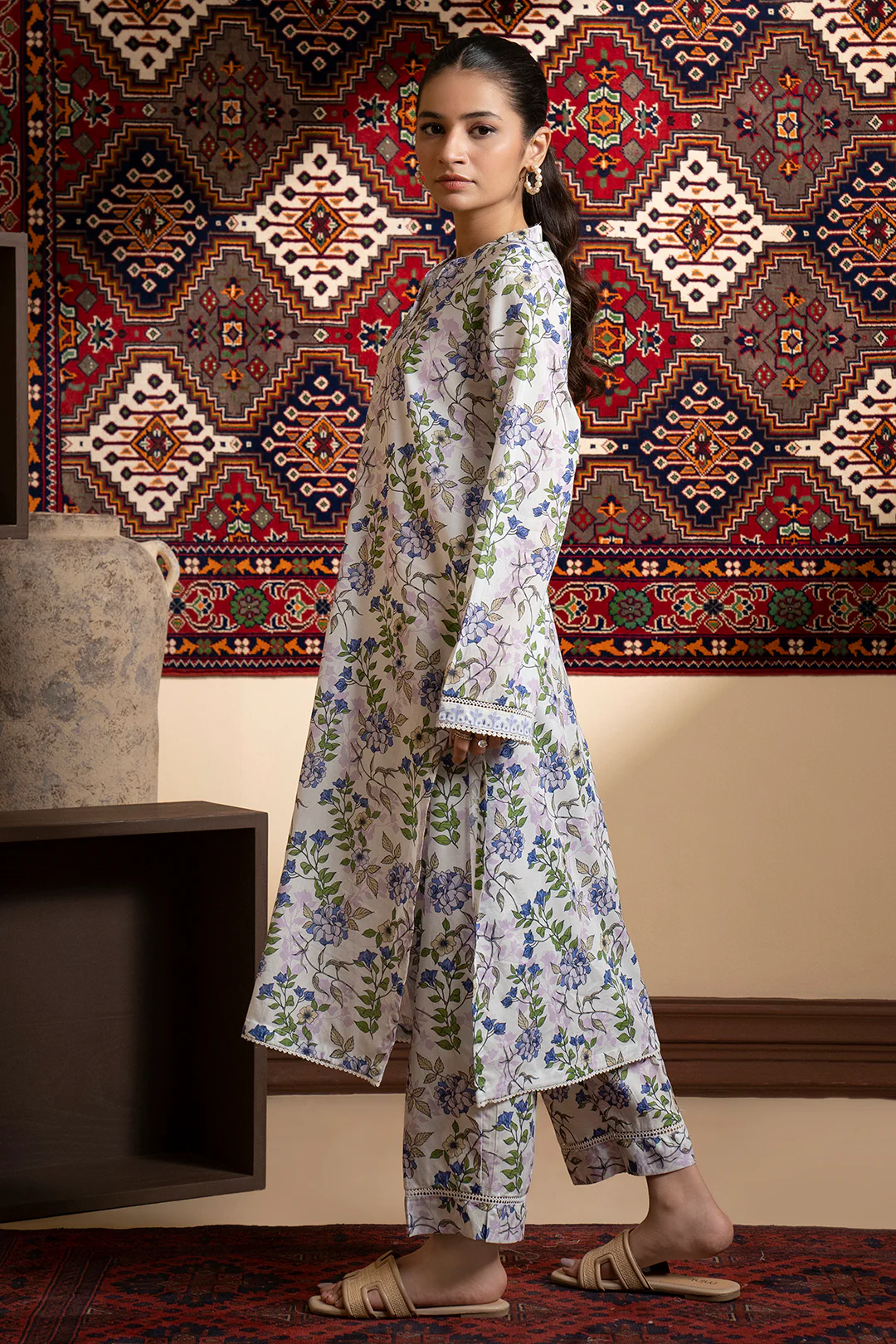 Kurta Trouser - 1972 - Image 3