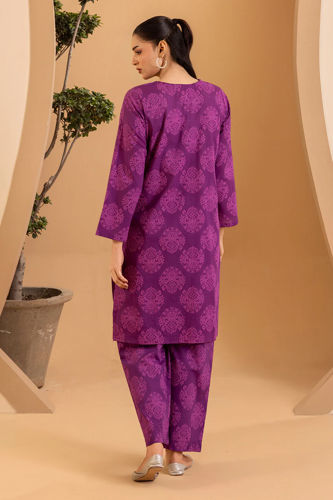 Embroidered Kurta Trouser - 1979 - Image 8