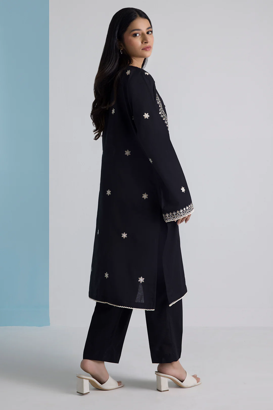 Embroidered Kurta Trouser - 1980 - Image 7