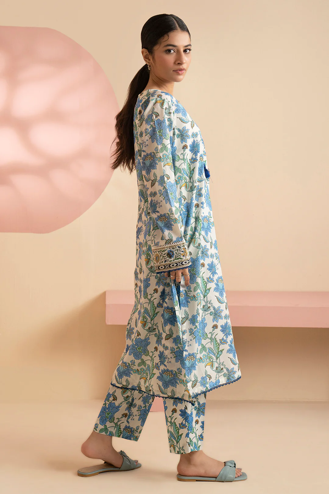 Kurta Trouser - 2011 - Image 6