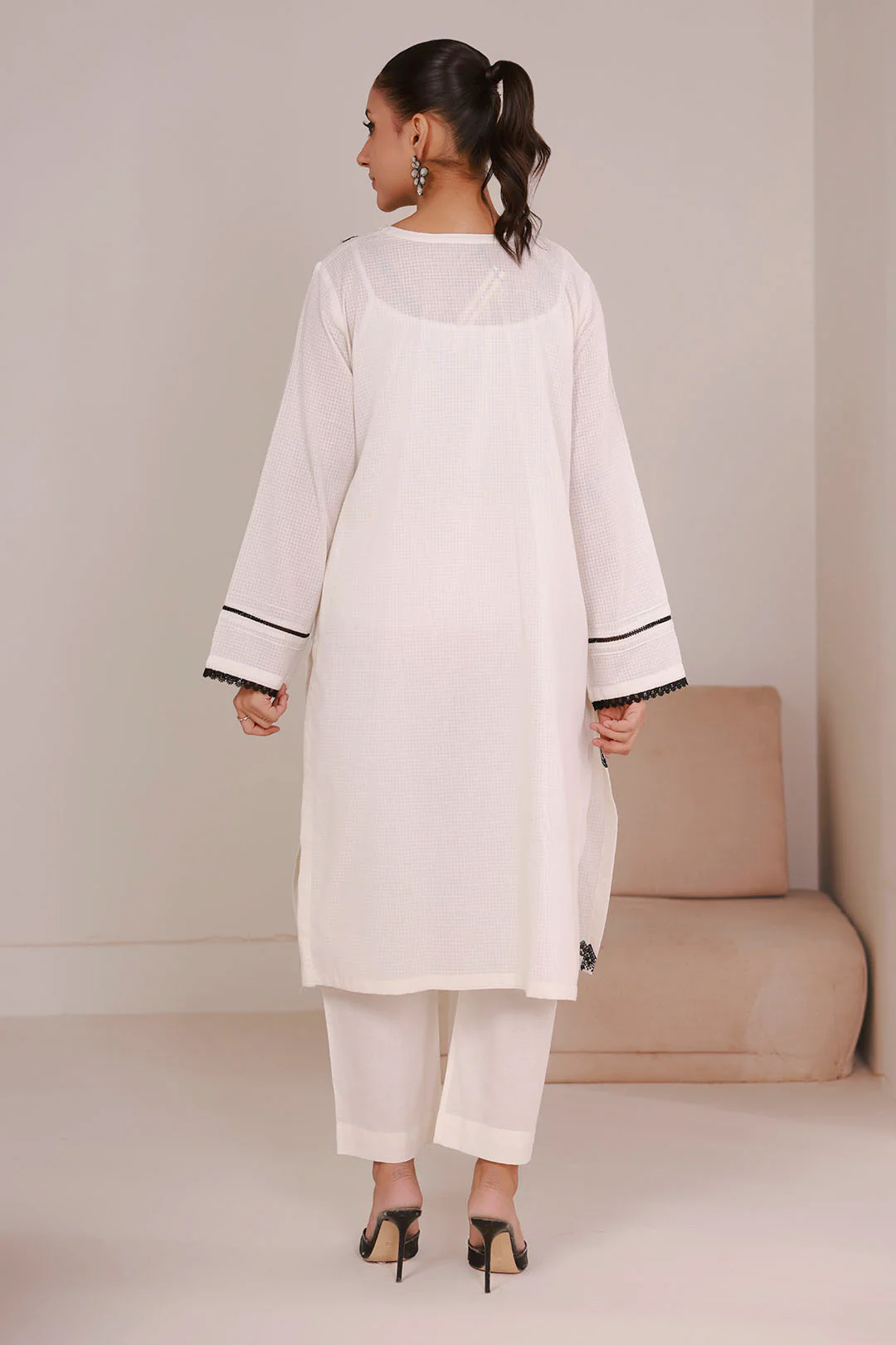 Embroidered Kurta Trouser - 2183 - Image 5