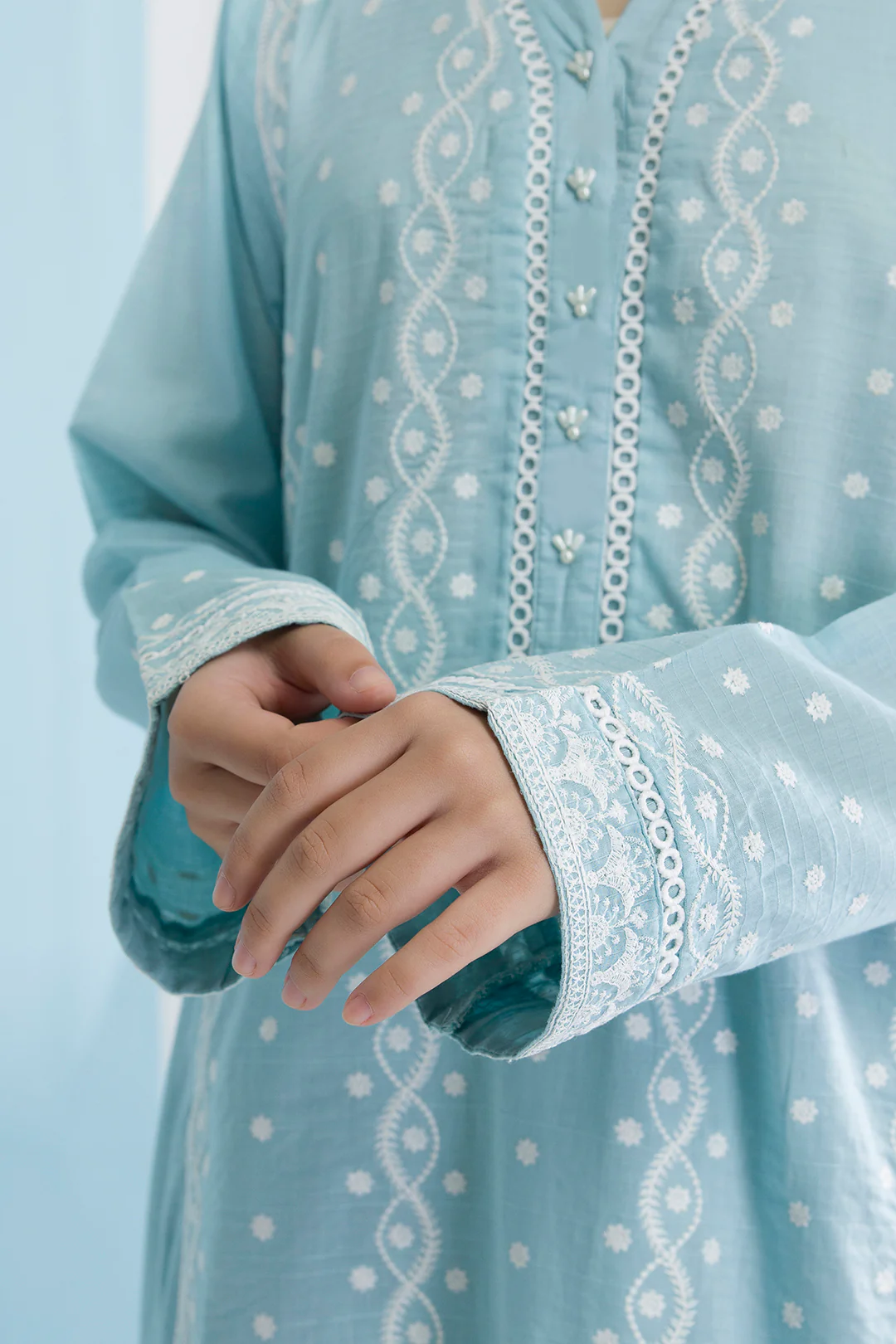 Embroidered Kurta Trouser - 2502 - Image 4