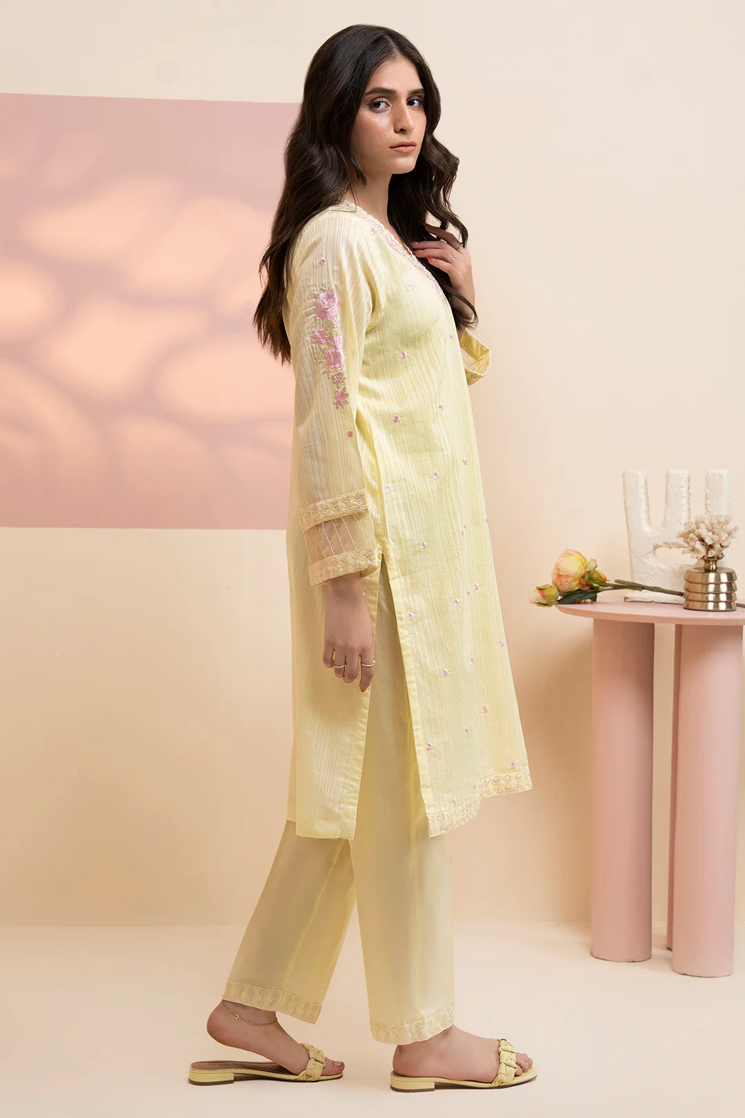 Embroidered Kurta Trouser - 2521 - Image 3