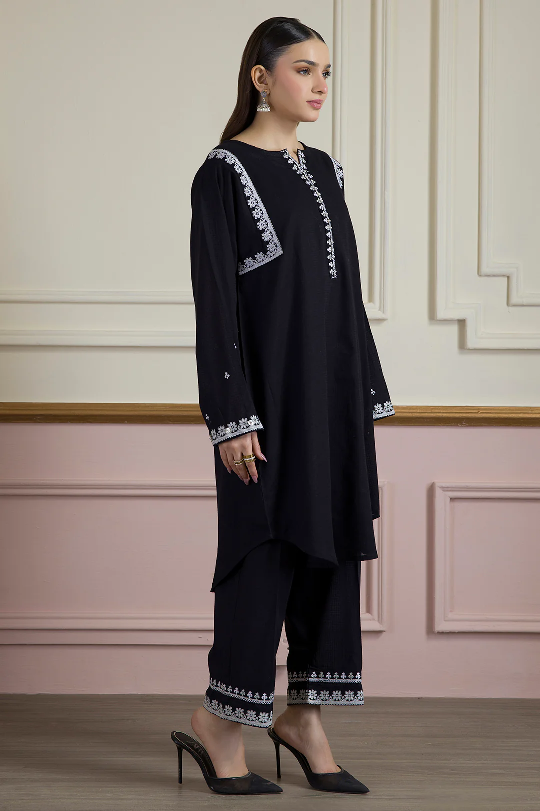 Embroidered Kurta Trouser - 2560 - Image 8
