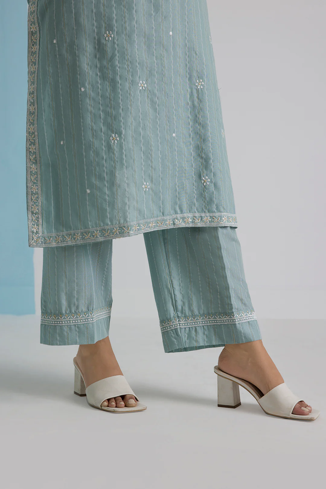 Embroidered Kurta Trouser - 2567 - Image 8