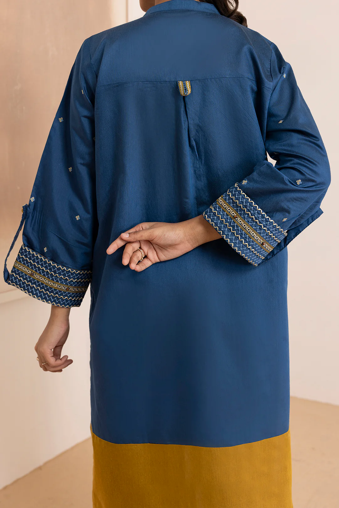 Embroidered Kurta Trouser - 2571 - Image 7