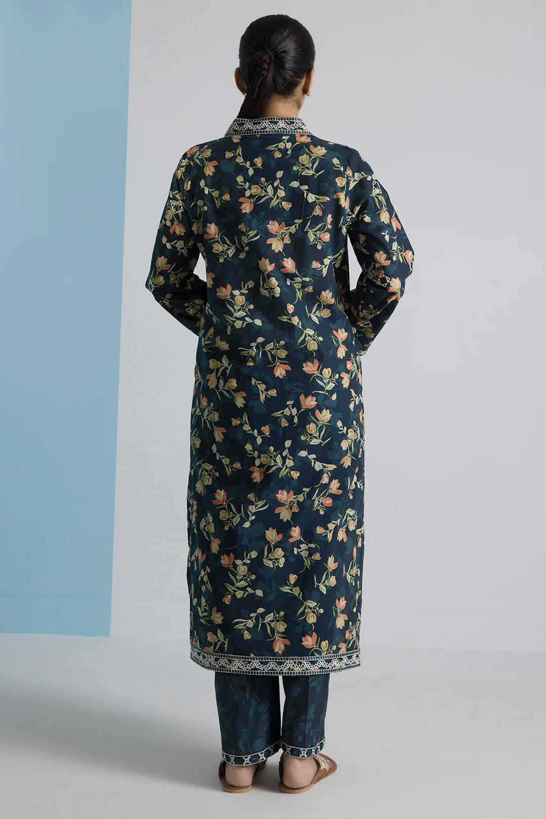 Embroidered Kurta Trouser - 2596 - Image 8