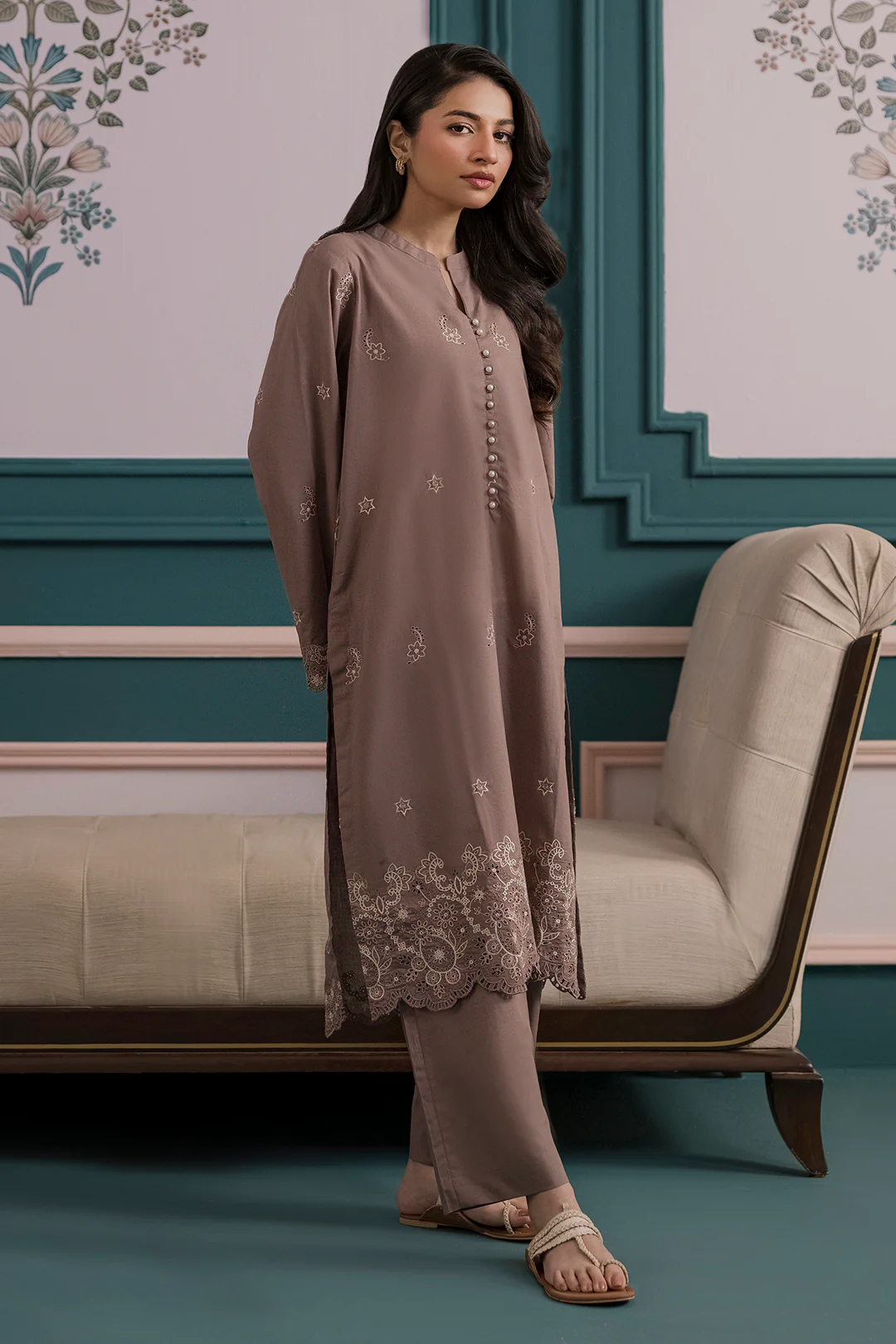 Embroidered Kurta Trouser - 2602 - Image 3