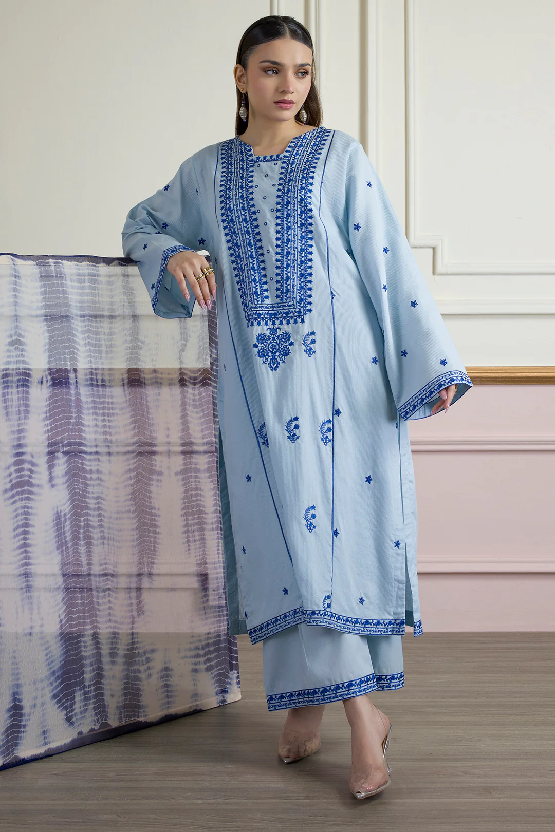 Embroidered Kurta Trouser - 2662 - Image 3