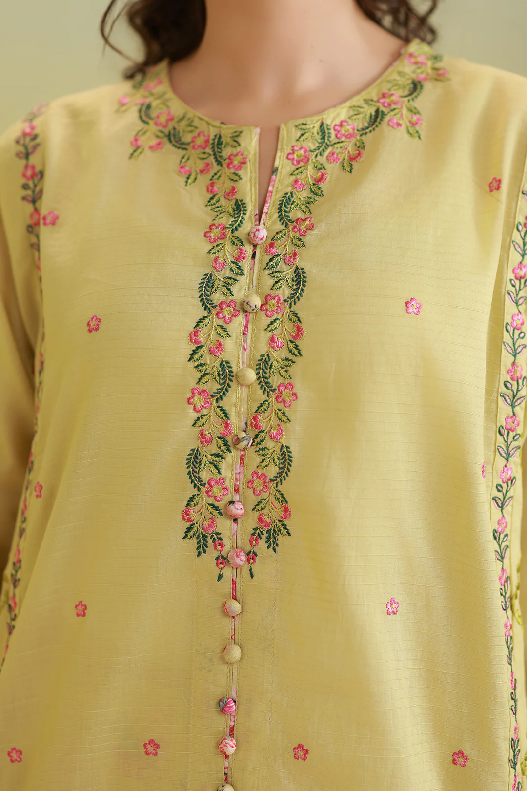 Embroidered Kurta Trouser - 2665 - Image 6