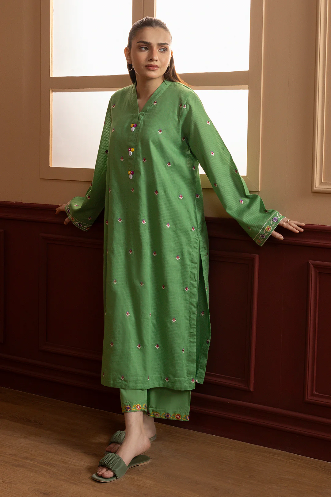 Embroidered Kurta Trouser - 2678 - Image 6
