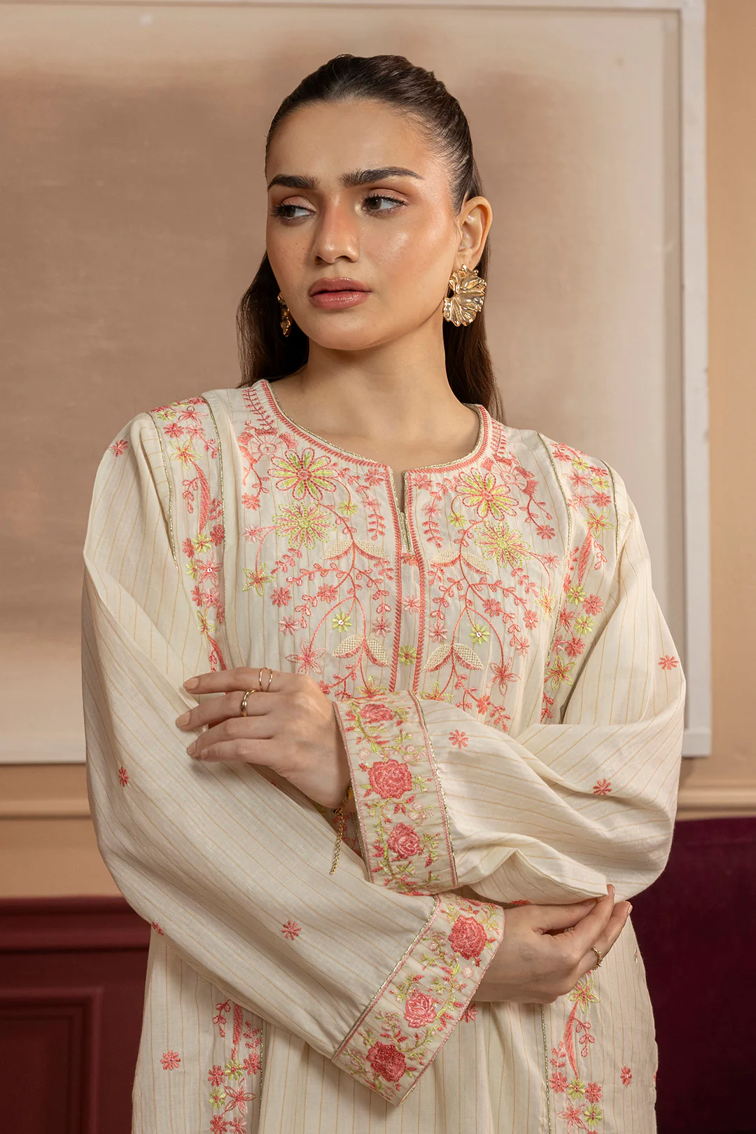 Embroidered Kurta Trouser - 2684 - Image 4