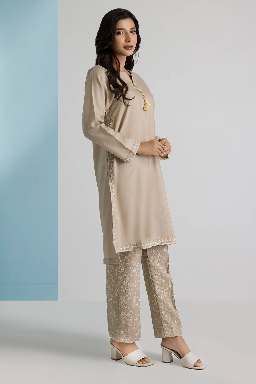 Embroidered Kurta Trouser - 1523 - Image 6