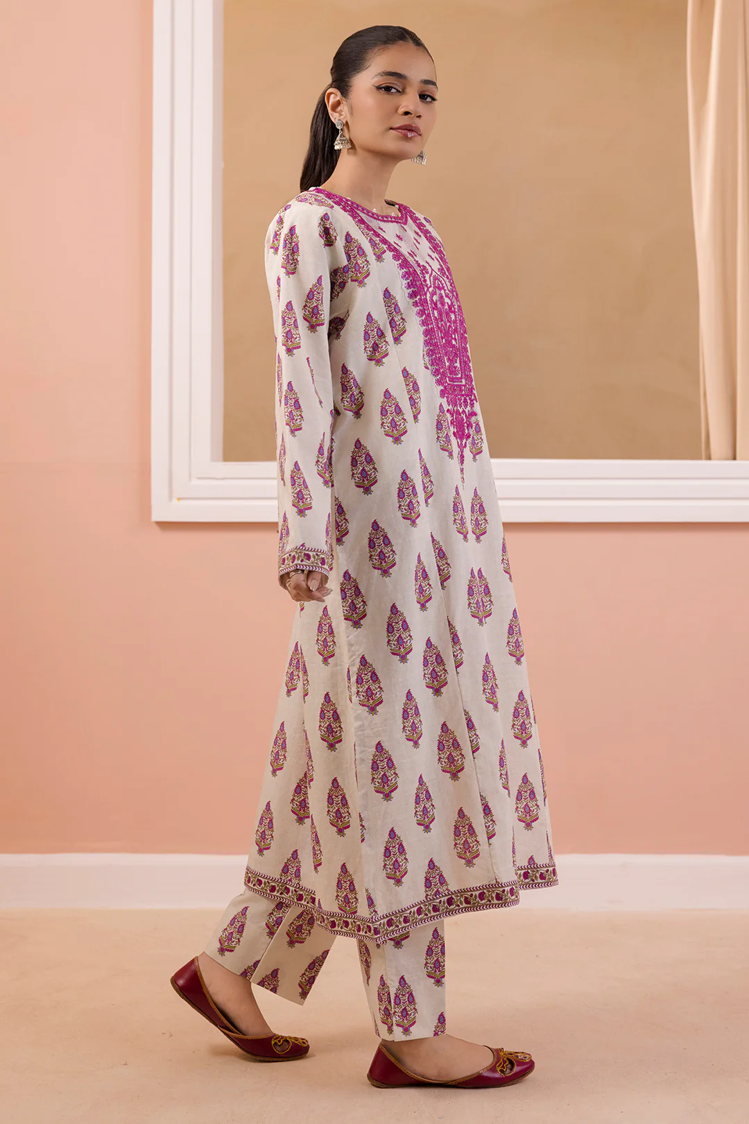 Embroidered Kurta Trouser - 2295 - Image 5