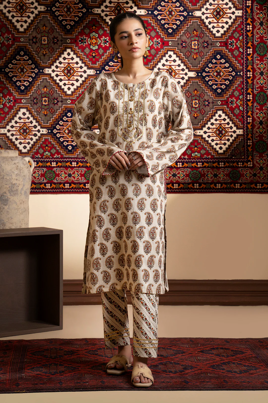 Embroidered Kurta Trouser - 3002