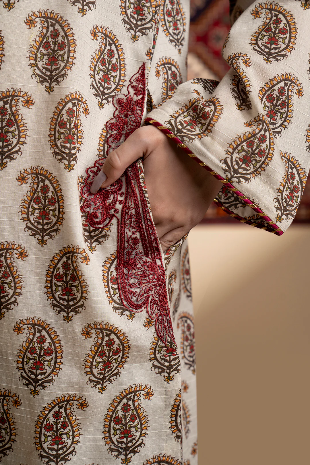 Embroidered Kurta Trouser - 3002 - Image 8