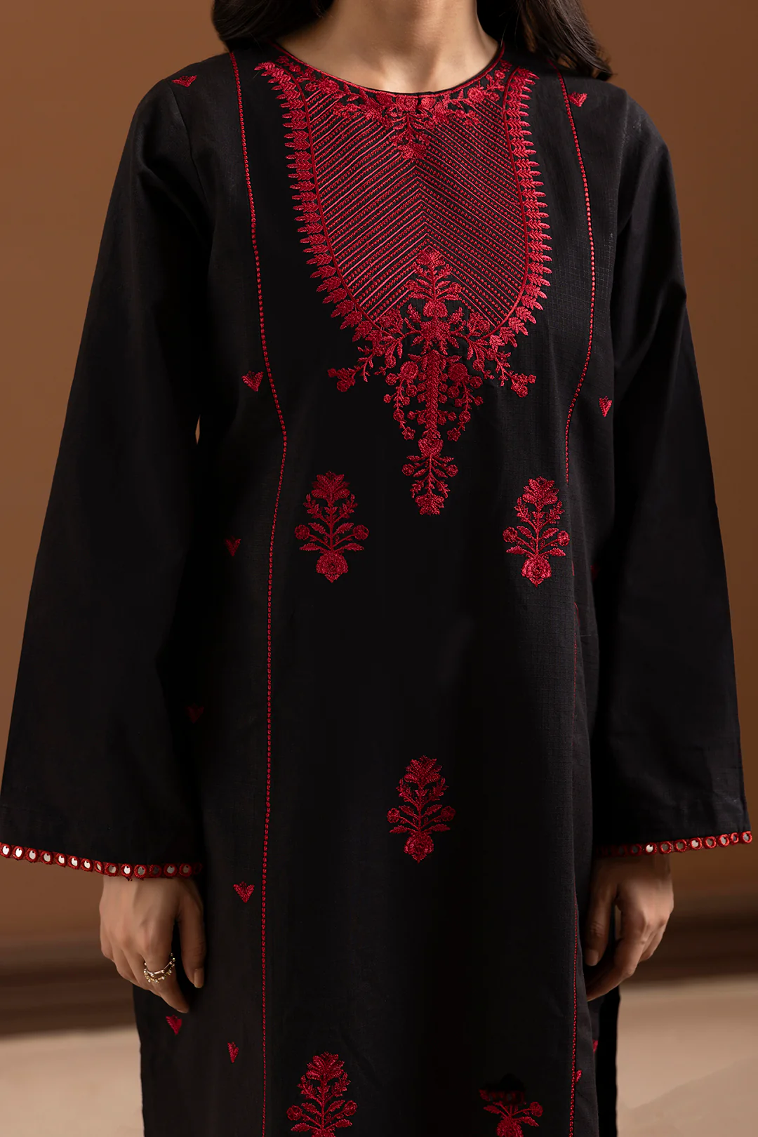 Embroidered Kurta Trouser - 3038 - Image 5
